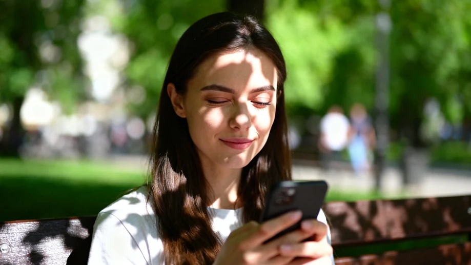 Is Your Smartphone Secretly Stealing Your Eyesight?
